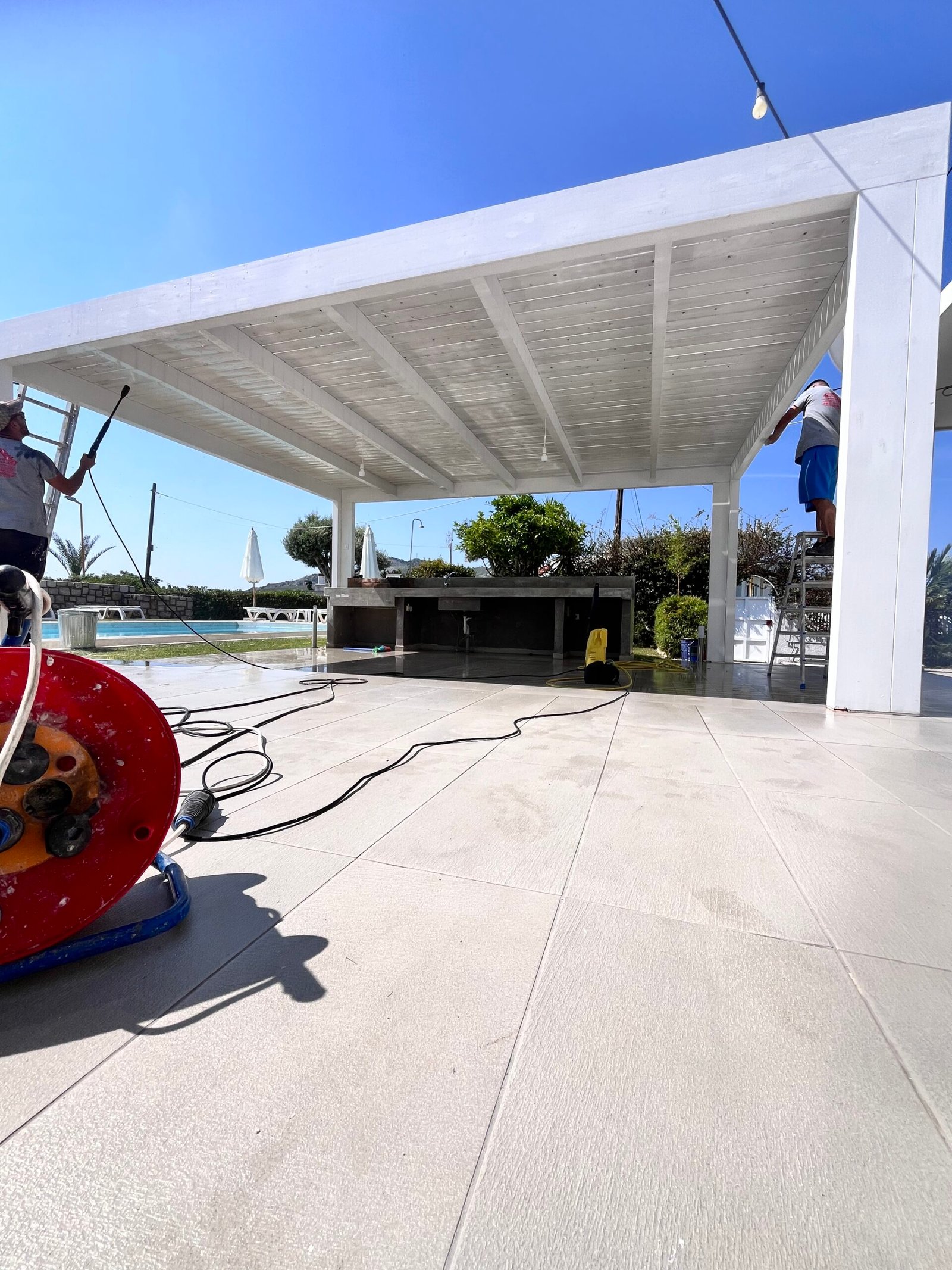 8F6FBEA2-593F-4CF1-BE73-03B200920DB6